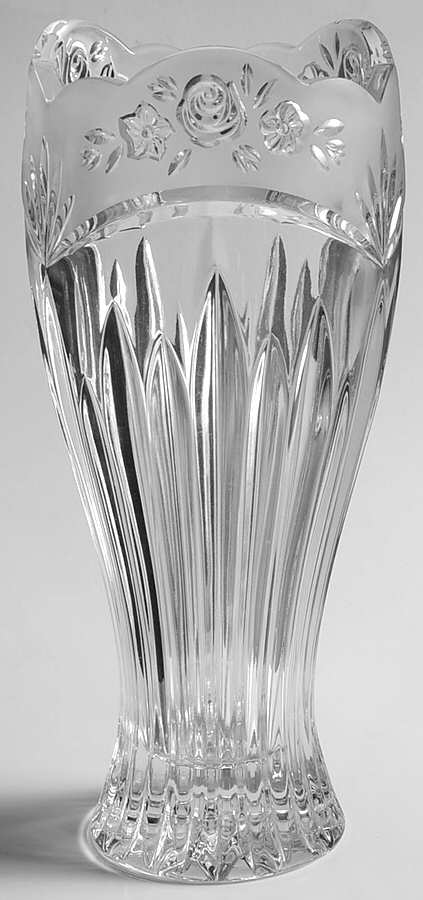 Southern Garden 10" Flower Vase by Oneida-1