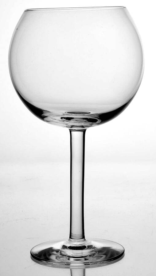 Eva Clear Water Goblet by Orrefors-1