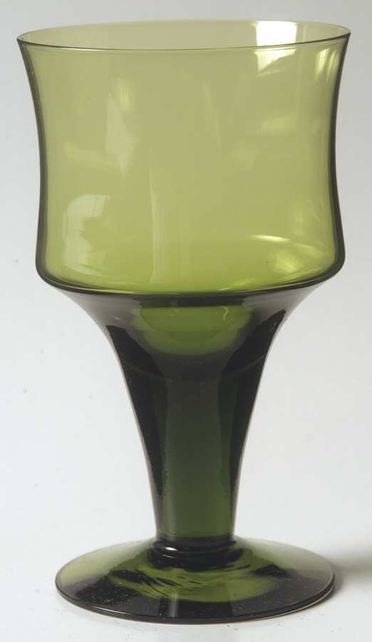Patio Glade Green Wine Glass by Orrefors-1