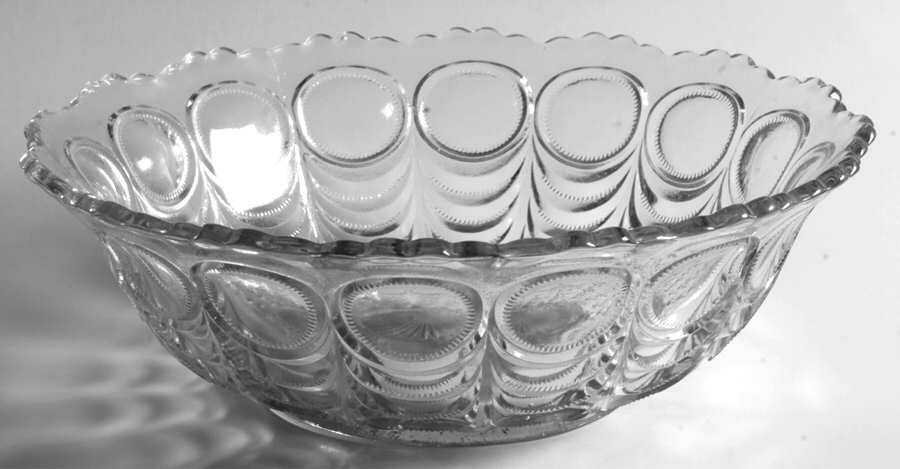 Circle & Swag Round Bowl by Ohio Flint-1