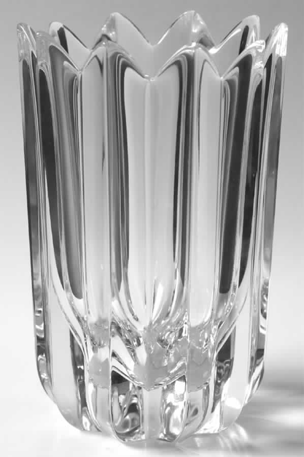 Fleur 7" Flower Vase by Orrefors-1