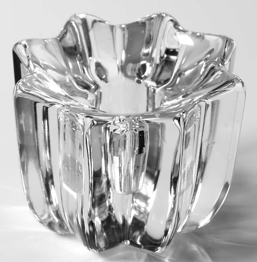 Fleur Candleholder by Orrefors-1