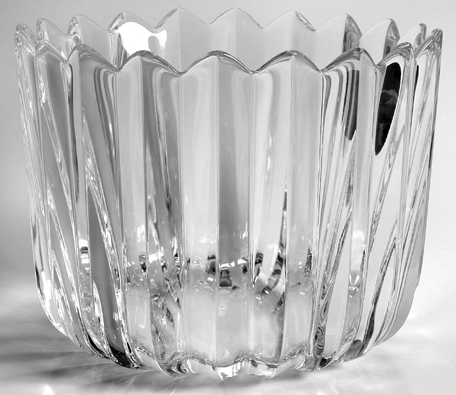 Fleur 8" Round Bowl by Orrefors-1
