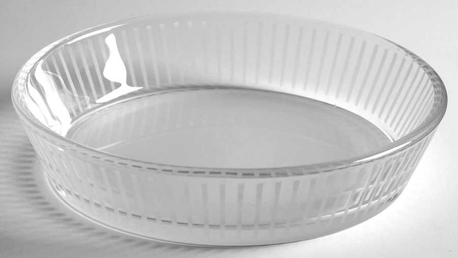 Clara 7" Round Bowl by Orrefors-1