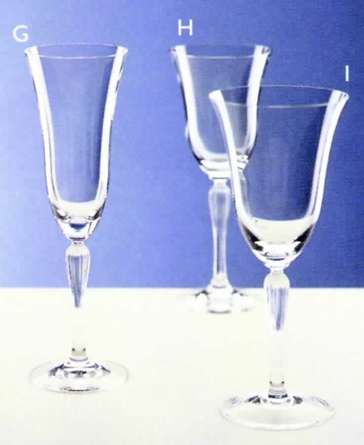 Andrielle Plain Fluted Champagne by Oneida-1