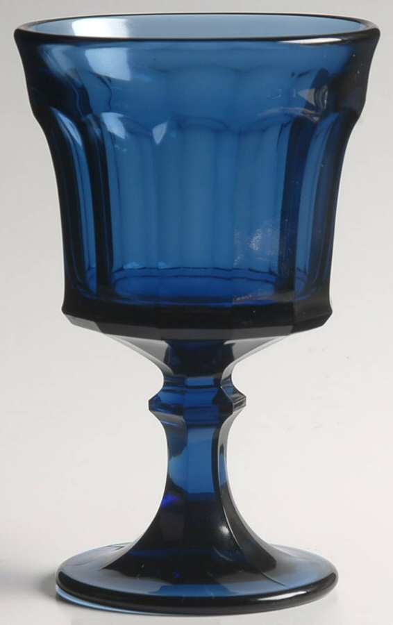 Entree Blue Wine Glass by Oneida-1