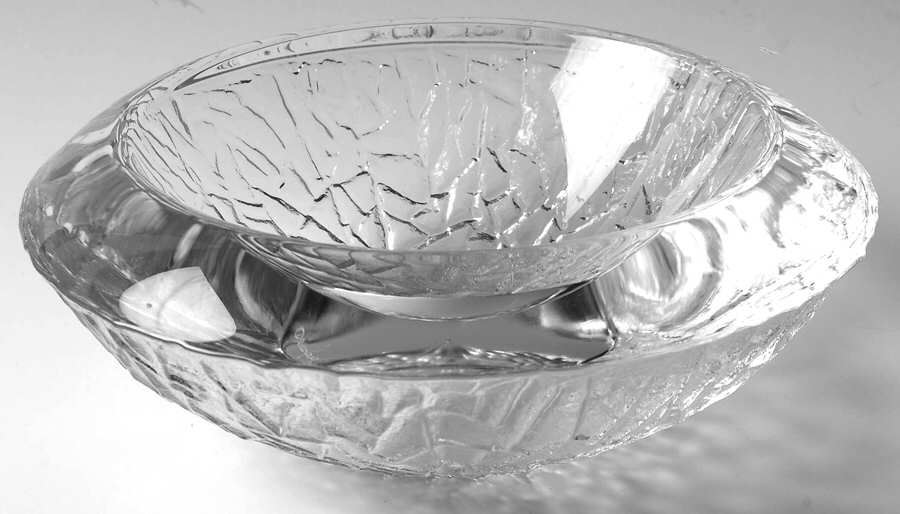 Discus 6" Round Bowl by Orrefors-1