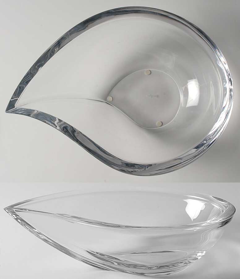 Drop 11" Oval Bowl by Orrefors-1