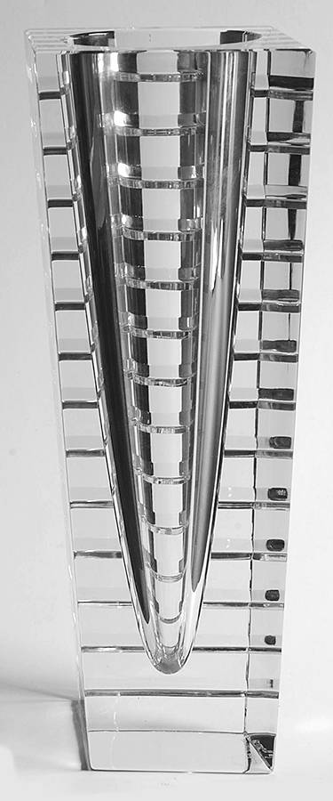 Horizon 9" Flower Vase by Orrefors-1