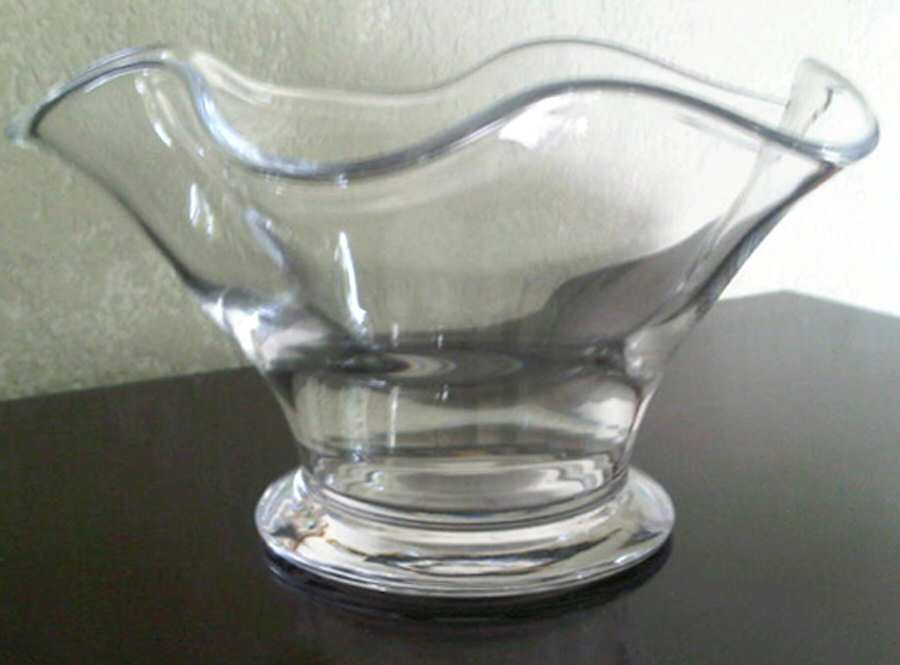 Chanterelle 9" Ruffled Bowl by Orrefors-1