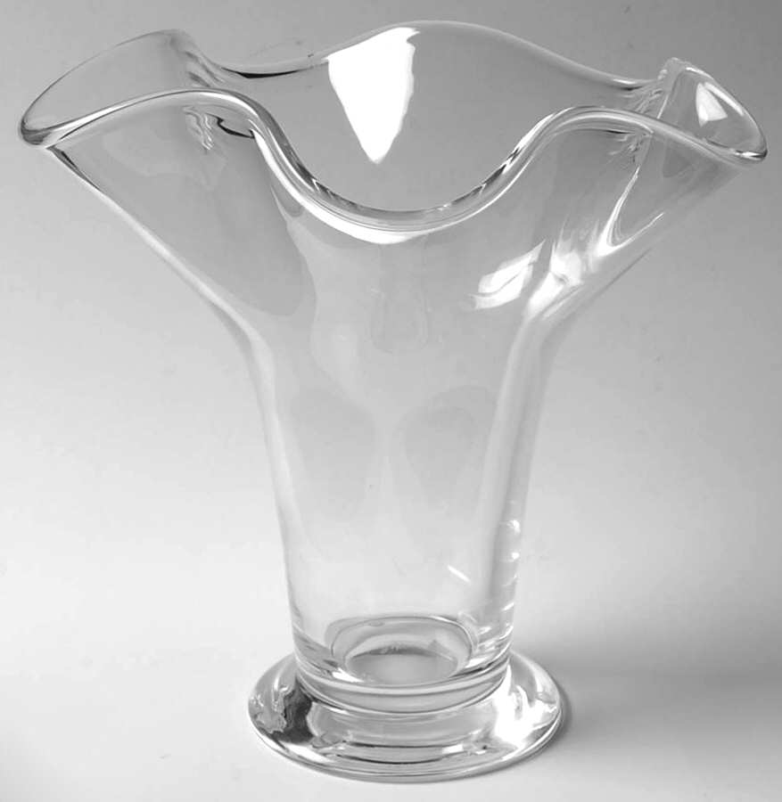 Chanterelle 8" Flower Vase by Orrefors-1