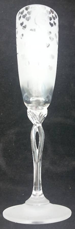 ONC12 Fluted Champagne by Oneida-1