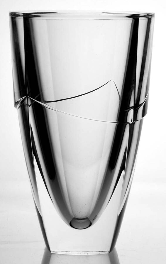Lancelot 9" Flower Vase by Orrefors-1