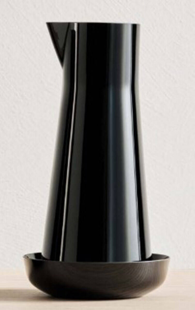Informal Black 34 Oz Carafe with Bowl by Orrefors-1
