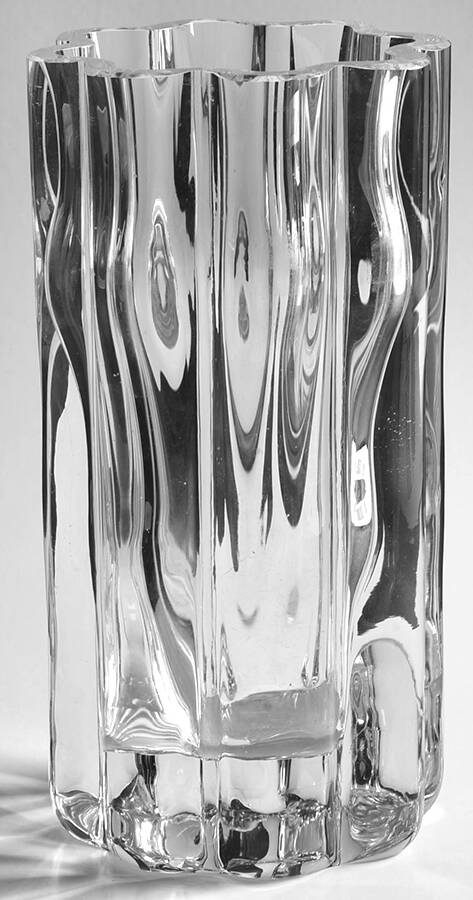 Daphne 7" Flower Vase by Orrefors-1