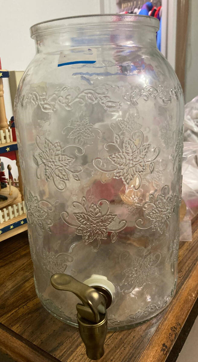 Fantasia Beverage Dispenser No Lid by Princess House-1