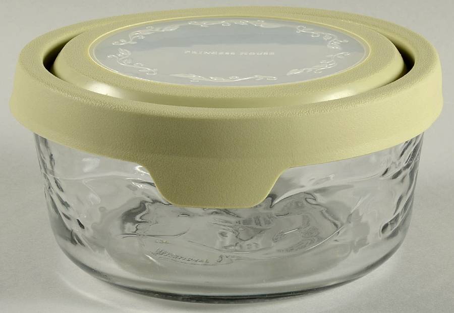 Fantasia 6" Storage Bowl with Plastic Lid by Princess House-1