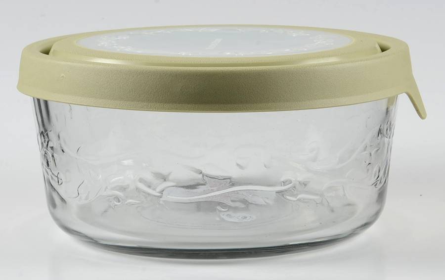Fantasia 7" Storage Bowl with Plastic Lid by Princess House-1