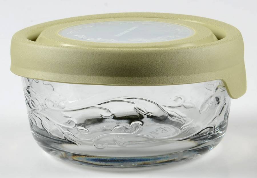 Fantasia 4" Storage Bowl with Plastic Lid by Princess House-1