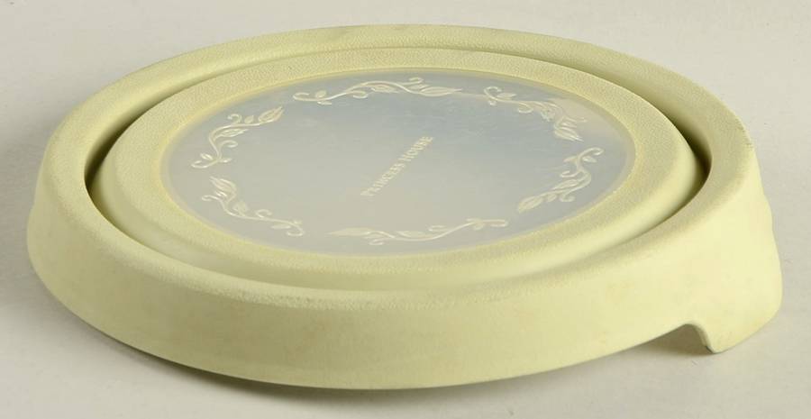 Fantasia Plastic Lid for 6" Storage Bowl by Princess House-1