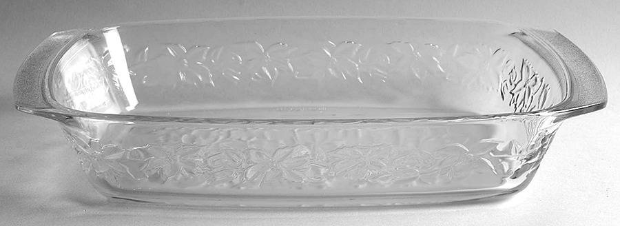Fantasia Rectangular Baker by Princess House-1