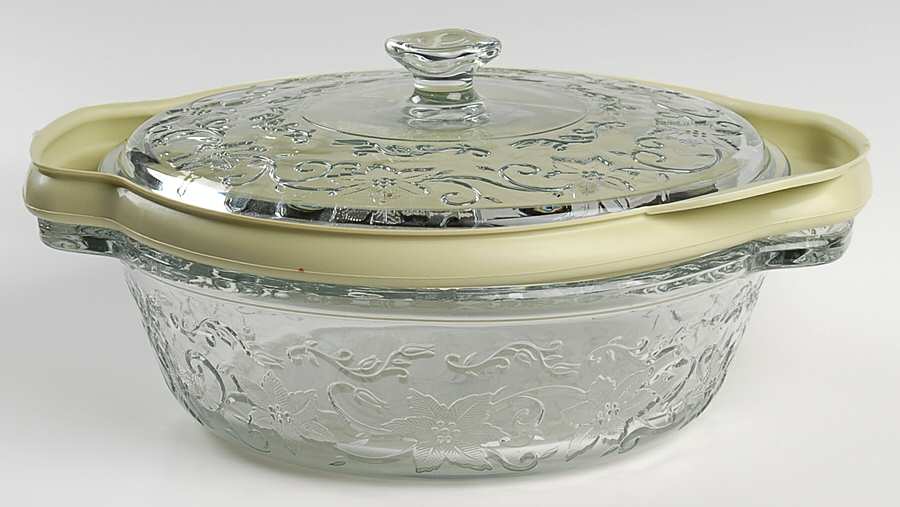 Fantasia 2 Quart Round Covered Casserole W/Plastic Lid by Princess House-1