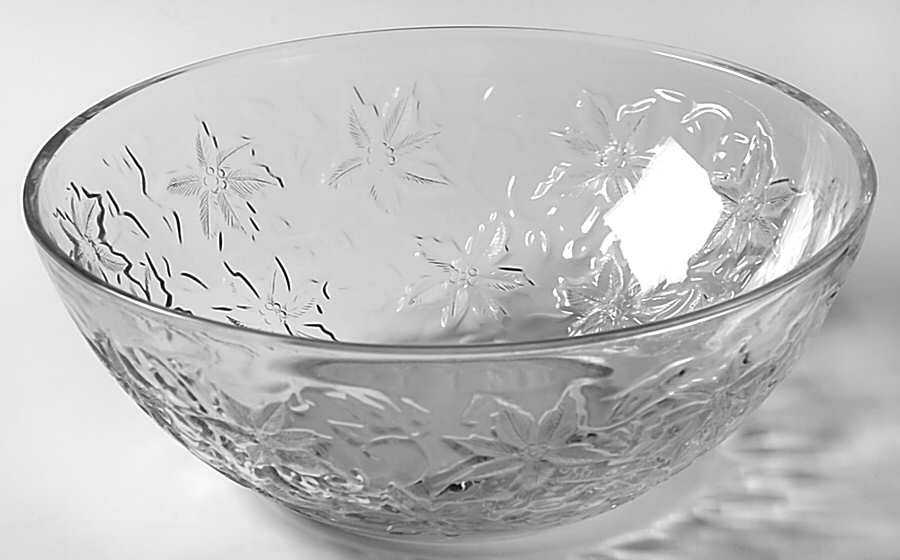 Fantasia 8" Round Bowl by Princess House-1