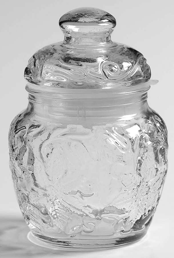 Fantasia Spice Shaker & Lid by Princess House-1