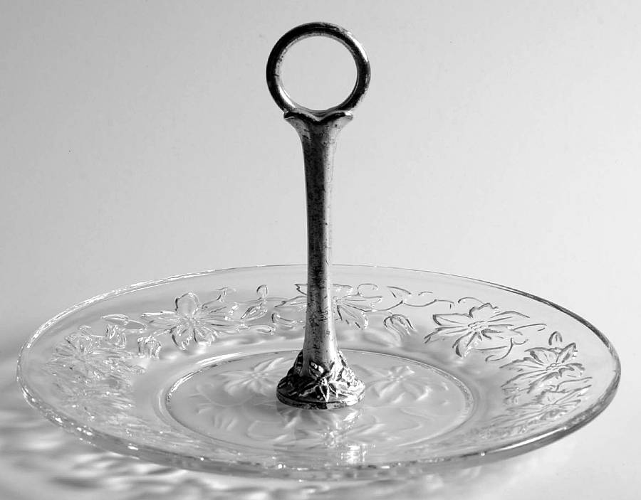 Fantasia Center Handle Tray by Princess House-1