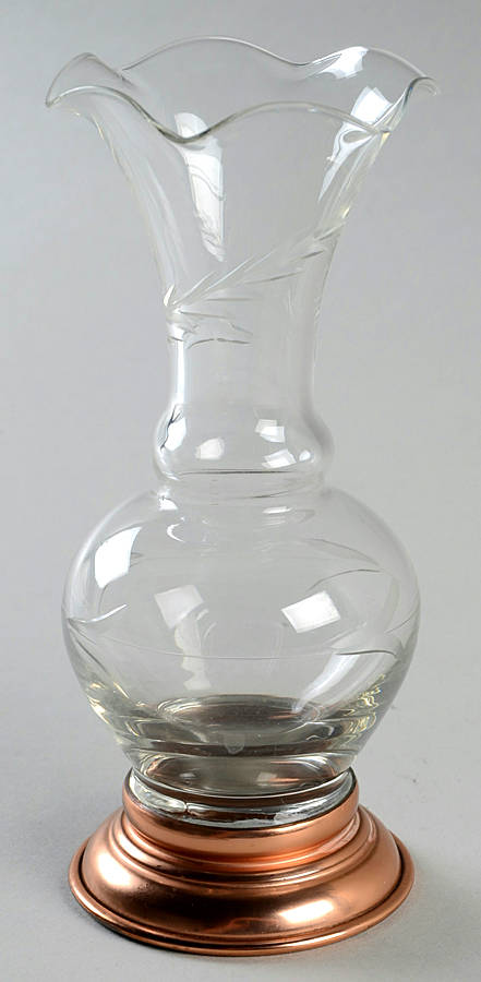 Heritage 5" Bud Vase by Princess House-1
