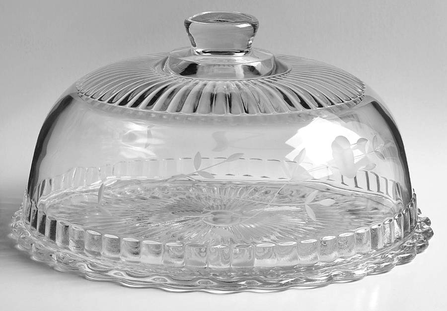 Heritage Pie Plate & Dome by Princess House-1