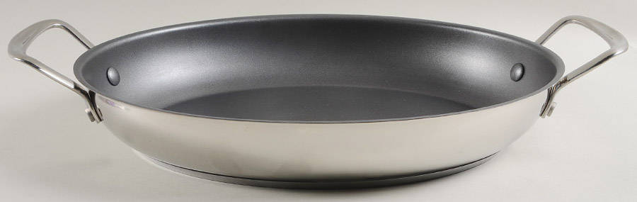 Heritage 2.5 Qt Oval Stainless Casserole No Glass Lid by Princess House-1
