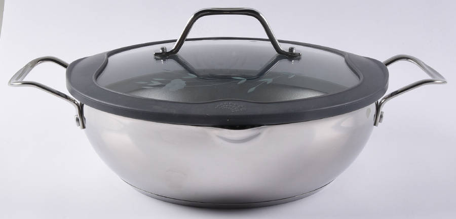 Heritage 3.5 Qt Stainless Straining Casserole & Glass Lid by Princess House-1