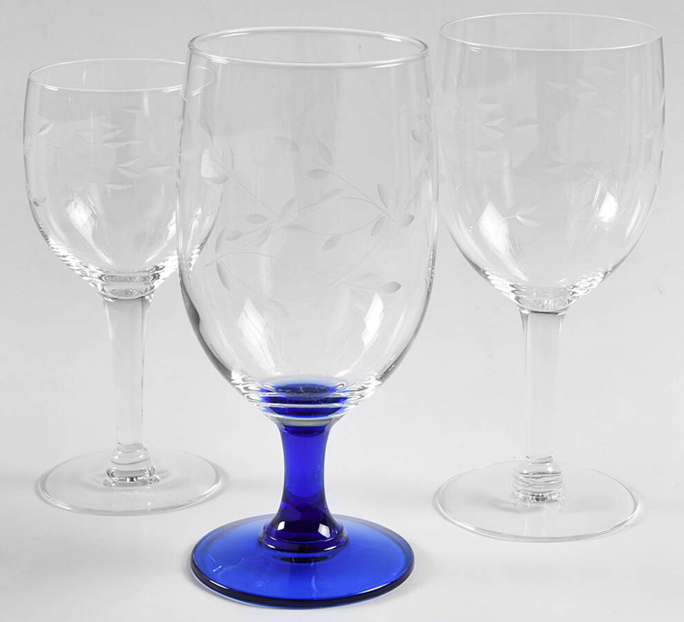 Heritage 24  Piece Estate Set by Princess House-1