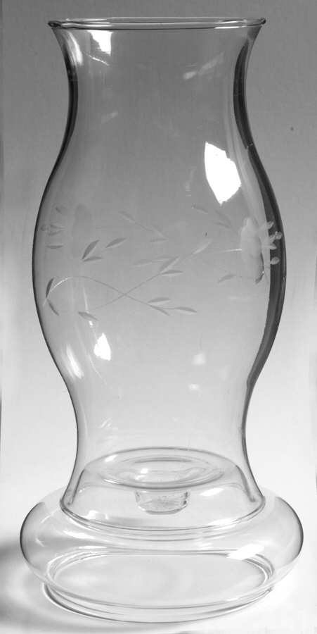 Heritage Hurricane Lamp/Centerpiece by Princess House-1
