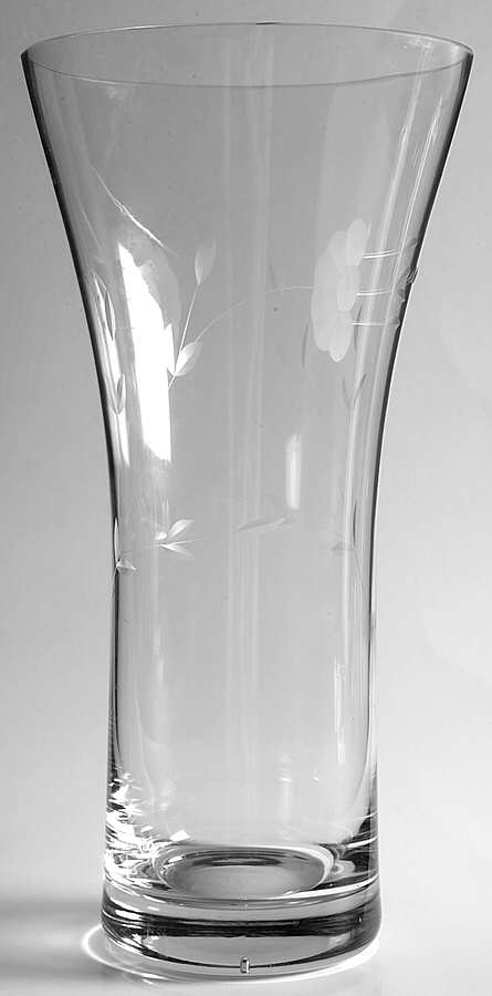 Heritage 12" Flower Vase by Princess House-1