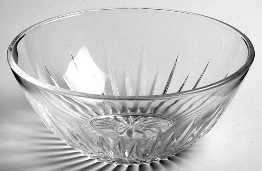 Highlights - Royal Highlights 7" Round Bowl by Princess House-1