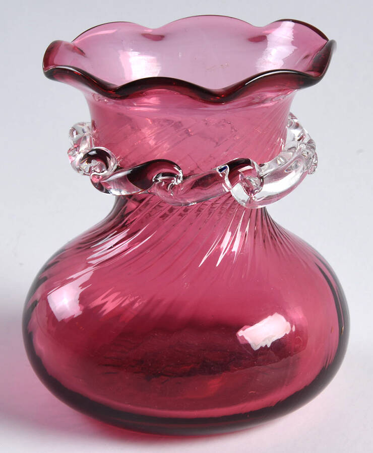Cranberry 3" Bud Vase by Pilgrim Glass-1