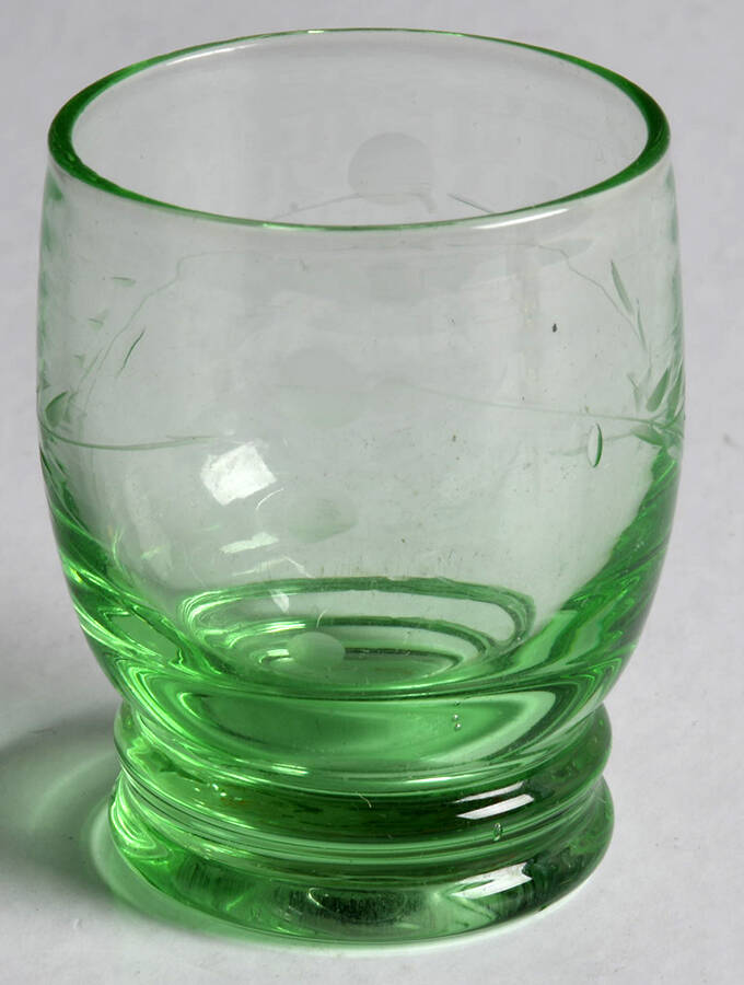 Willow Moon Schnapps by Pioneer (Japan)-1