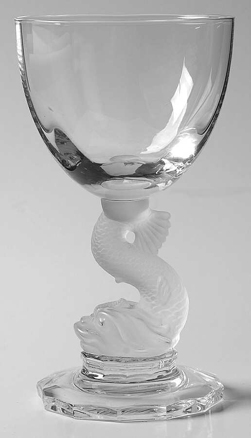 Dolphin Wine Glass by Portieux-1