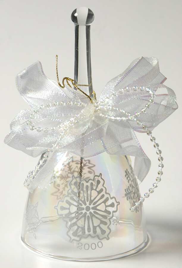 Holiday Treasures 5" Bell by Princess House-1