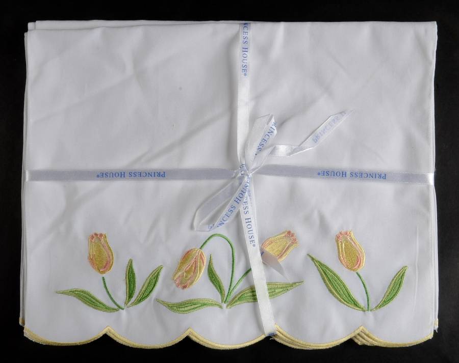 Cottage Tulip (Set of 2) Cloth Tea Towels by Princess House-1
