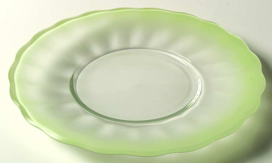 Cottage Tulip Luncheon Plate by Princess House-1