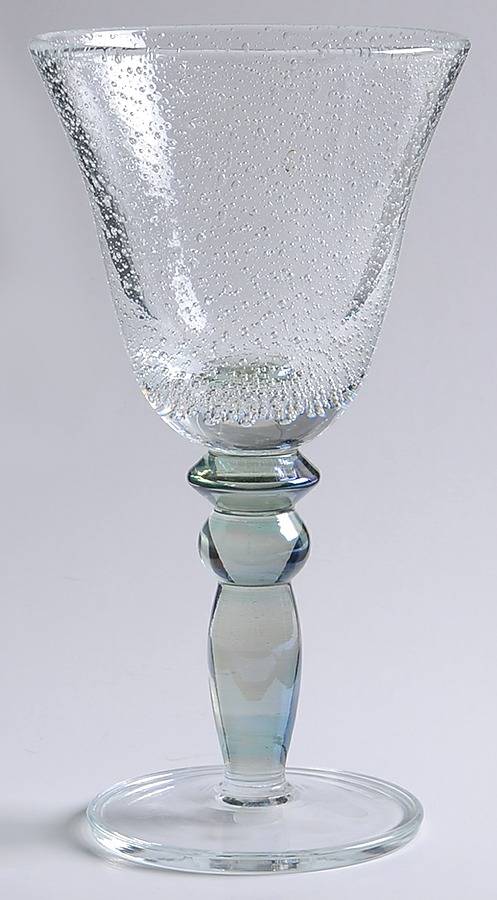 PBY6 Green Wine Glass by Pottery Barn-1