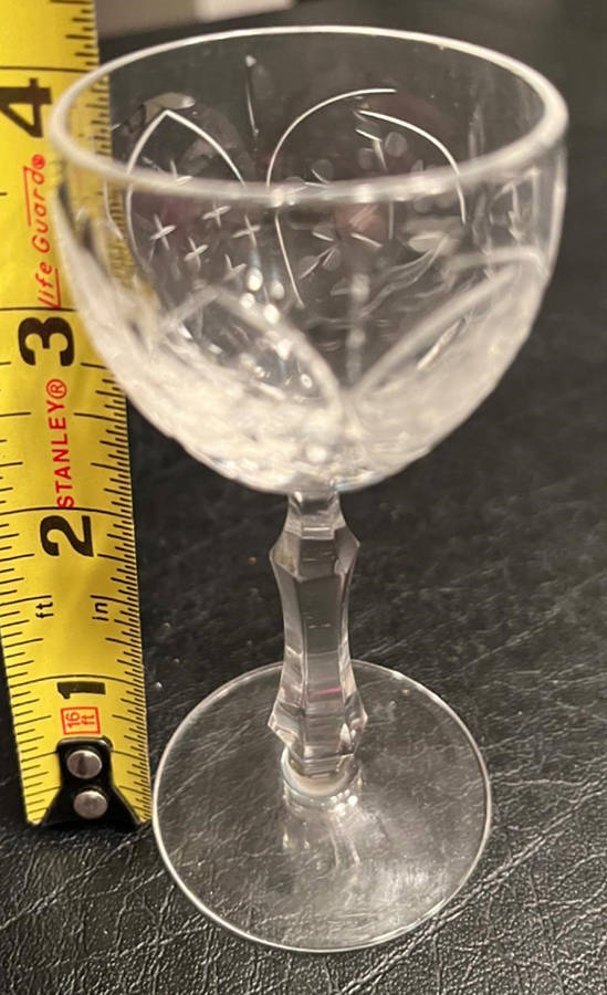 PEI9 Wine Glass by Peill-1