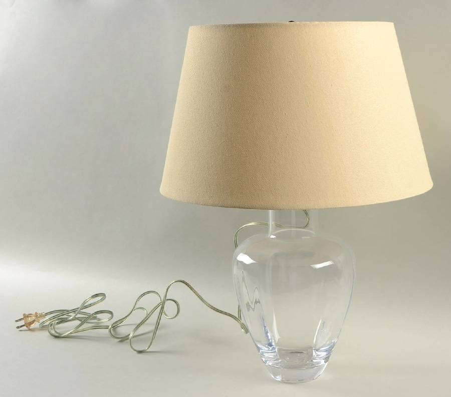 Shelburne 17" Electric Lamp & Shade by Simon Pearce-1