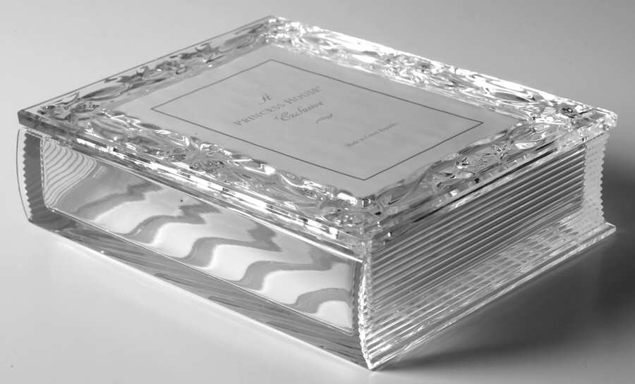 Wedding Collection Picture Frame Box with Lid by Princess House-1