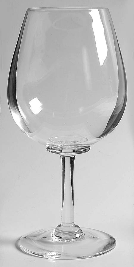 Hampton Burgundy Wine by Simon Pearce-1