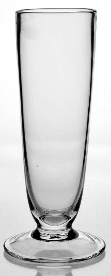 Barre Fluted Champagne by Simon Pearce-1