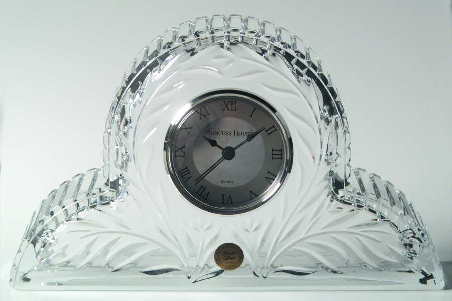 PHC20 Mantel Clock by Princess House-1
